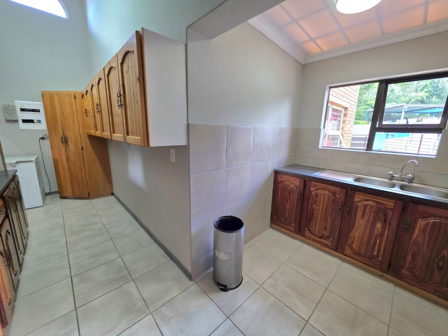 5 Bedroom Property for Sale in Panorama Free State